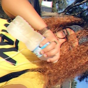 Meet your Posher, Emily ð¥ð¤ð½